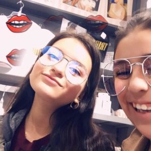 Meet your Posher, Alejandra